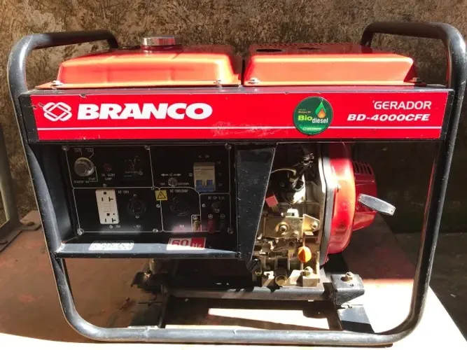 Gerador Branco BD-4000 CFE (NUNCA USADO)
