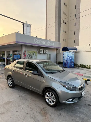 Fiat Grand Siena Attrac. 1.4 EVO F.flex 8V 2014