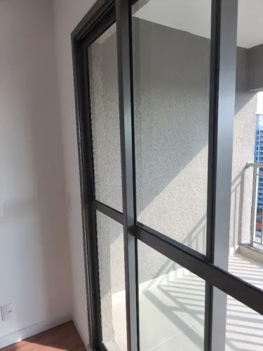 2 unidades porta balcão com 2 portas cada