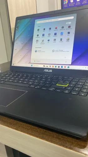 VENDE-SE Notebook ASUS Vivobook Go 15, Intel Celeron Dual Core N4500, 4GB RAM