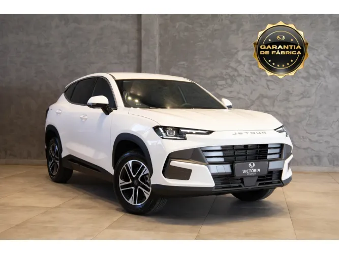 Jetour S06 Advance 2027