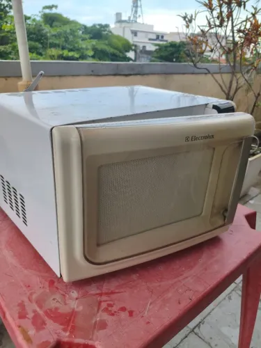 Microondas Electrolux 35 L