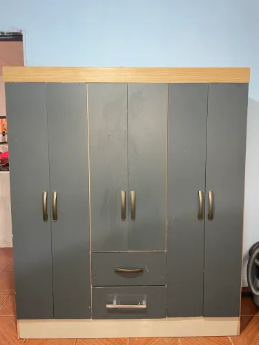 Vendo guarda roupa usado , em bom estado entrega e montagem grátis