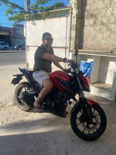 Honda cb300f