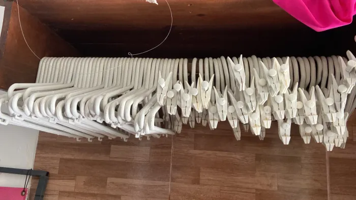 Cabides para loja