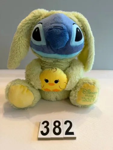 STITCH DISNEY STORE 2019 28 CM