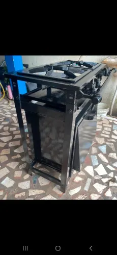 Vendo fogão industrial com 2 bocas + forno funcionando perfeitamente Faço entrega