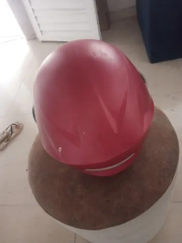 Vendo capacete em bom estado!