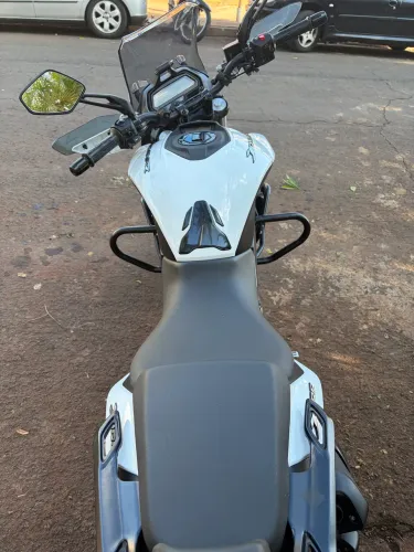 Dominar 400