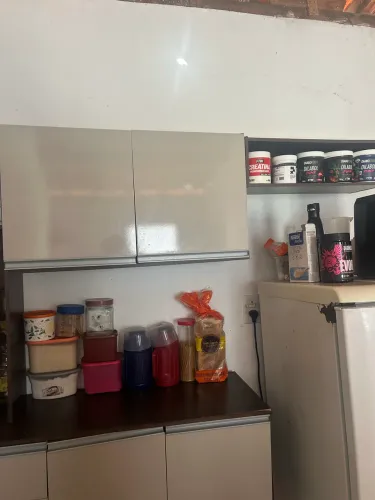 ARMÁRIO DE COZINHA