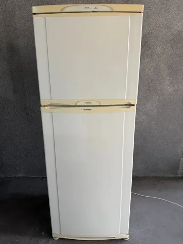 Geladeira Continental 460 litros