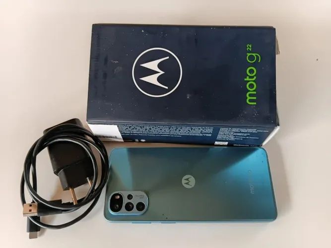Vendo celular moto G22