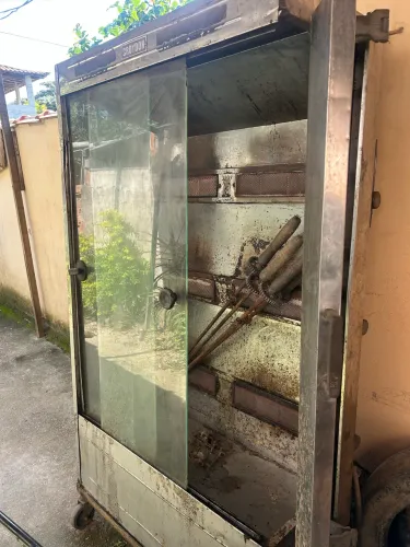 Vendo essa frangueira