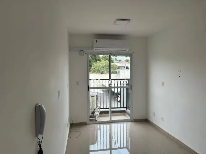 Apartamento com 2 quartos, sala com sacada à venda, 54 m² por R$ 250.000 - Jardim Brasilân