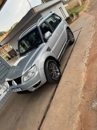 Mitsubishi Pajero TR4 2.0 Flex 16V 4X2 Mec. 2013