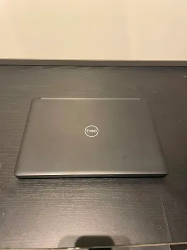 Dell Latitude 5290 - i5 7ª Ger / 8GB RAM ddr4 / SSD 250GB - Sem Detalhes