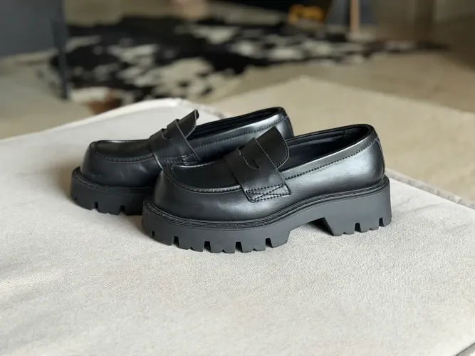 Sapato Zara Tratorado