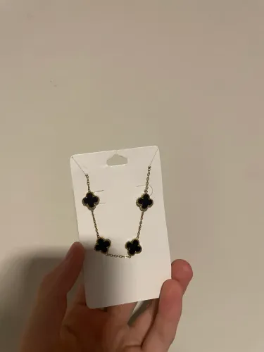Pulseira trevo semi joia da melhor qualidade
