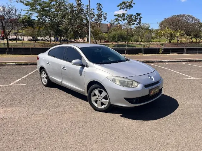 Renault Fluence Sed. Dynamique 2.0 16V Flex Aut. 2012