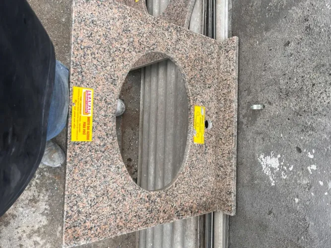 Bancada / Tampo de Granito para Banheiro (2 Modelos Disponíveis - Novos)