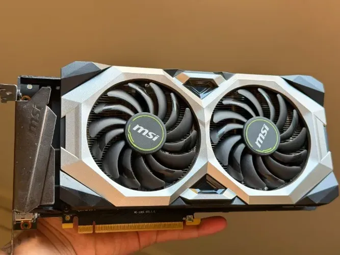 Placa de vídeo MSI RTX 2080Super ventus 2x 8GB