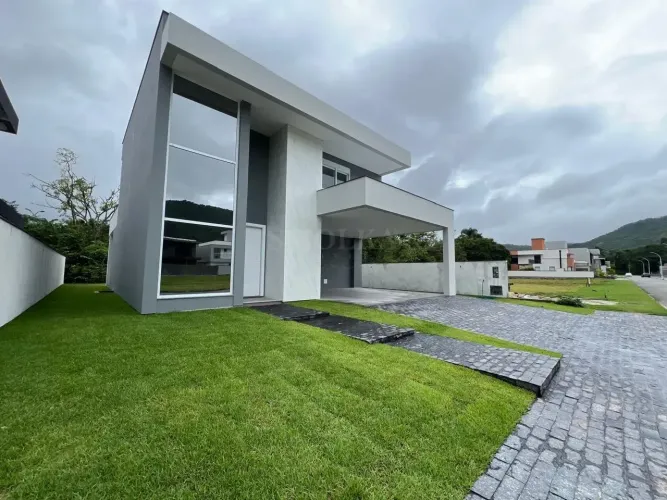 Casa em Condomínio Fechado a venda nos Ratones em Florianópolis SC