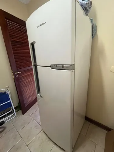 Vendo geladeira Brastemp Frost Free