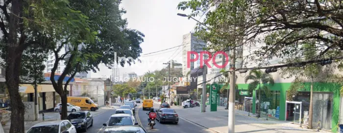 Loja em Avenida Movimentada na Vila Madalena | 467 m² e 14m de fachada