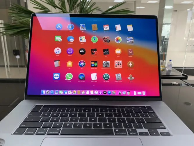 MacBook Pro 16 polegadas 2019 - Usado em bom estado