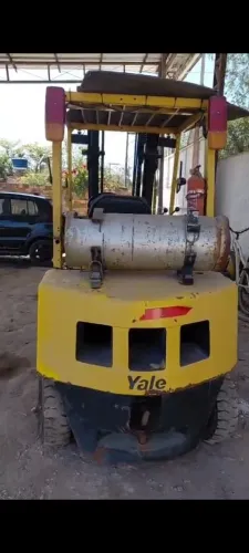 ?Empilhadeira Yalle