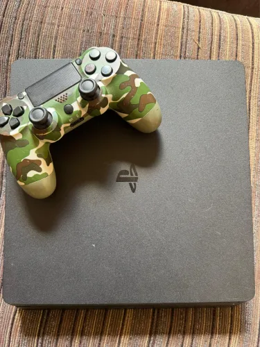 Vendo PS4 ou troco por motorizada