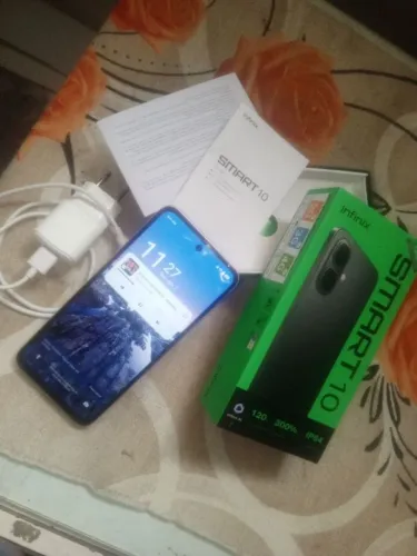 Celular infinix smart 10 novo na caixa