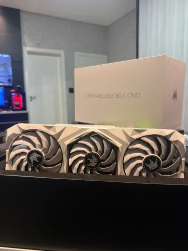 Placa De Vídeo RTX 3080 GALAX Hall Of Fame 10GB GDDR6X Branca