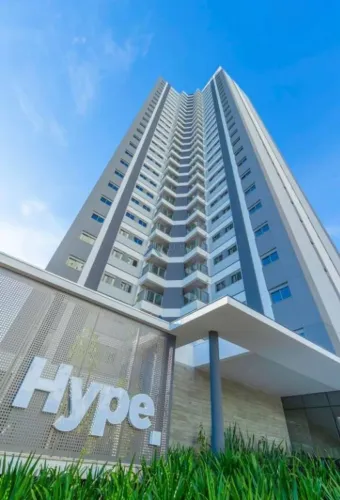 Apartamento com 3 dormitórios para alugar, 82 m² por R$ 5.100,01/mês - Gleba Palhano - Lon
