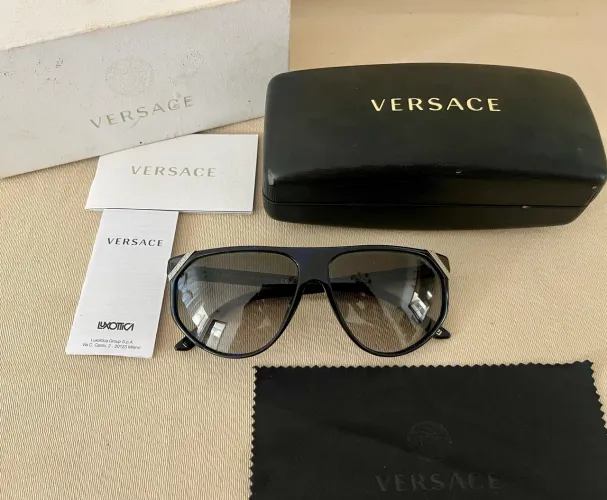 Óculos Versace