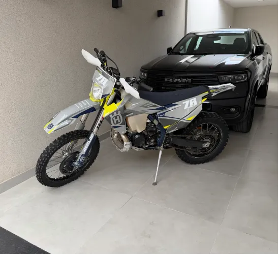 Husqvarna TE300i c 140 horas d uso 23/23