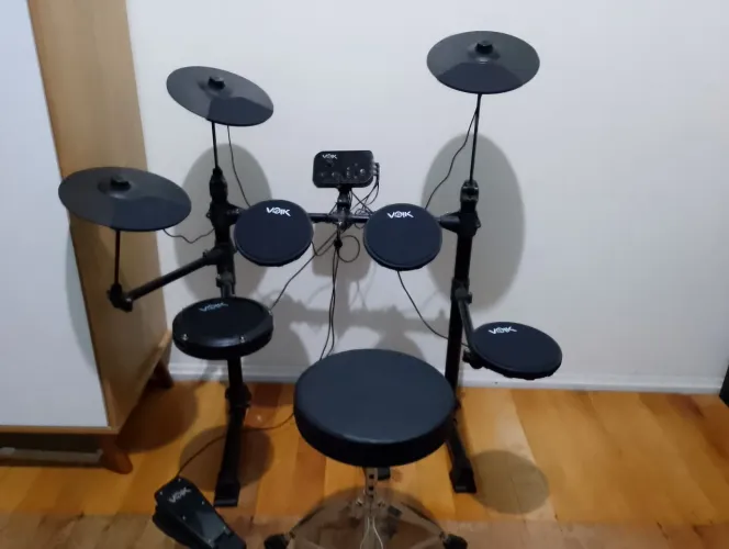 BATERIA ELETRÔNICA VOIK!! Vibe-500. Completa com 3 semanas de uso
