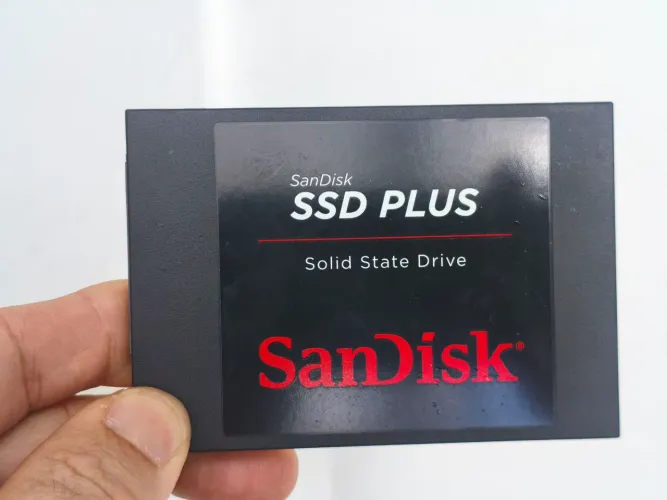SSD sata 2tera 2 terá