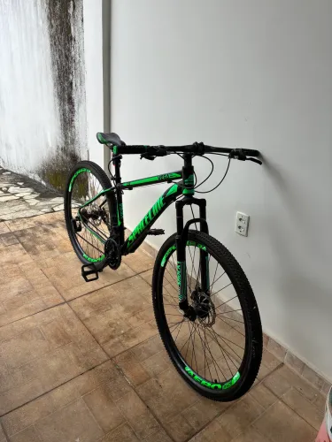 Bicicleta Groove Vega Aro 29 - Shimano | Freio a Disco | Excelente Estado