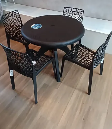 Jogo de Plástico 