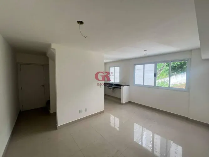 Cobertura à venda, 3 quartos, 1 suíte, 2 vagas, Buritis - Belo Horizonte/MG