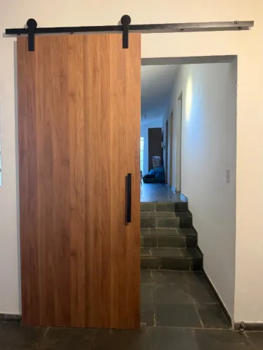 Porta Celeiro com Ferragens Inclusas