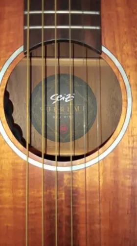 Violão Seizi