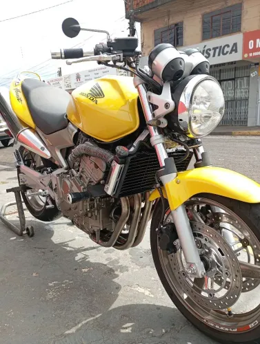 Hornet 2005