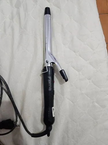 Modelador de cachos em perfeito estado