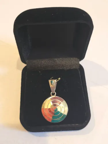 Pingente Espiral Pachamama em Prata 950 com Pedras Naturais Coloridas incrustadas
