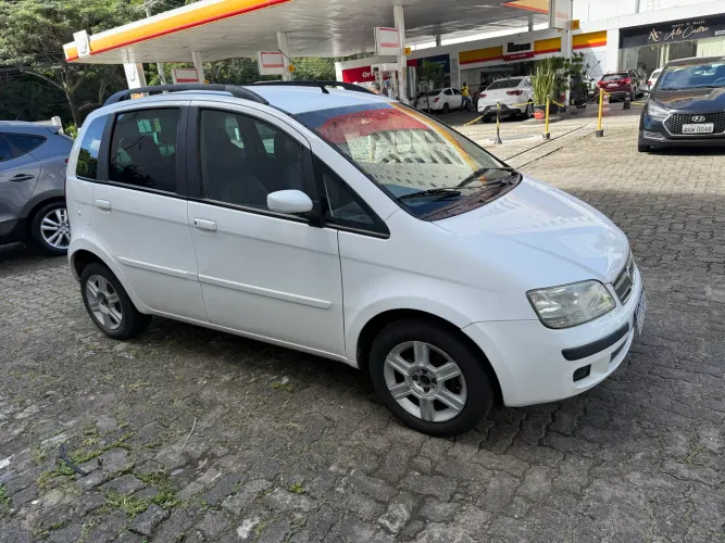 Fiat Idea ELX 1.4 MPI Fire Flex 8V 5P 2009
