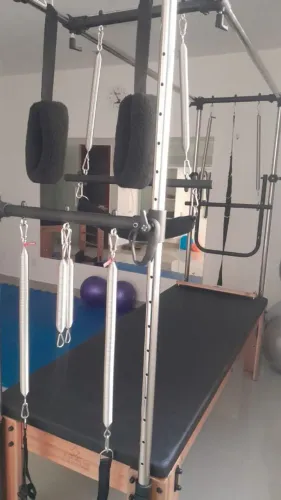Aparelhos de Pilates ( Cadillac e Barrel)