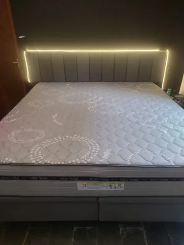 Cama King - King Koil Importada
