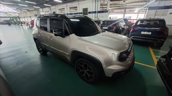 Jeep Renegade Sahara T270 1.3 TB 4X2 Flex AUT 2025